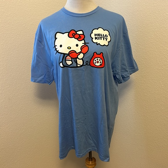 🩷2 for $20🩷 Hello Kitty Tshirt - Picture 2 of 4